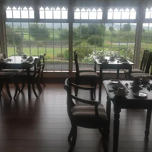 Oda ve Kahvaltı Innisfree Bunratty